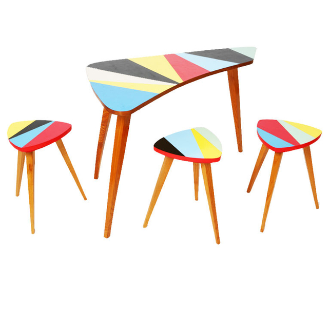 childrens-table-chairs-prague-square