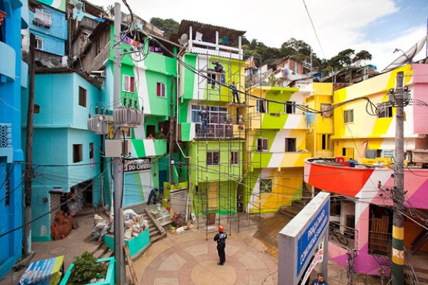 Favela painting 1