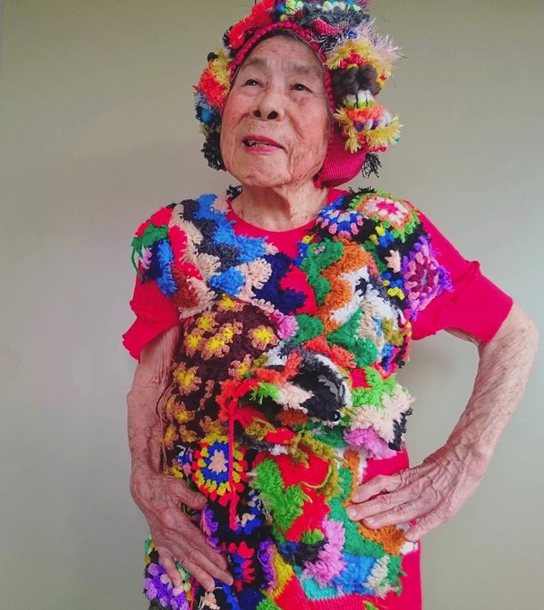 93 year old grandma model instagram saori 1000weave chinami mori 14